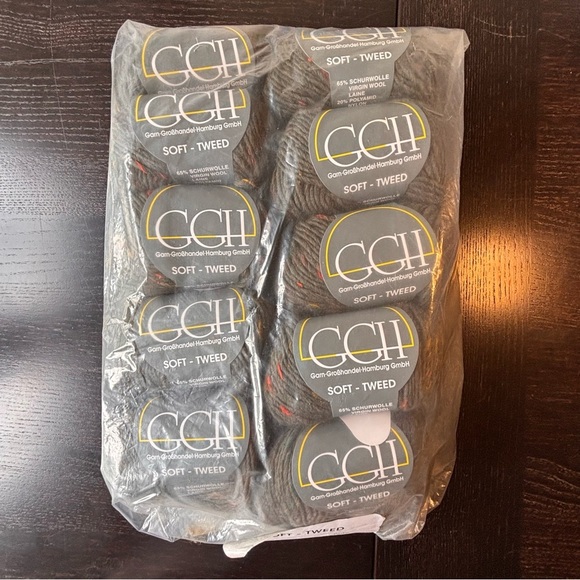 GGH Other - GGH NWT soft tweed wool blend knitting, yarn, bundle of 10